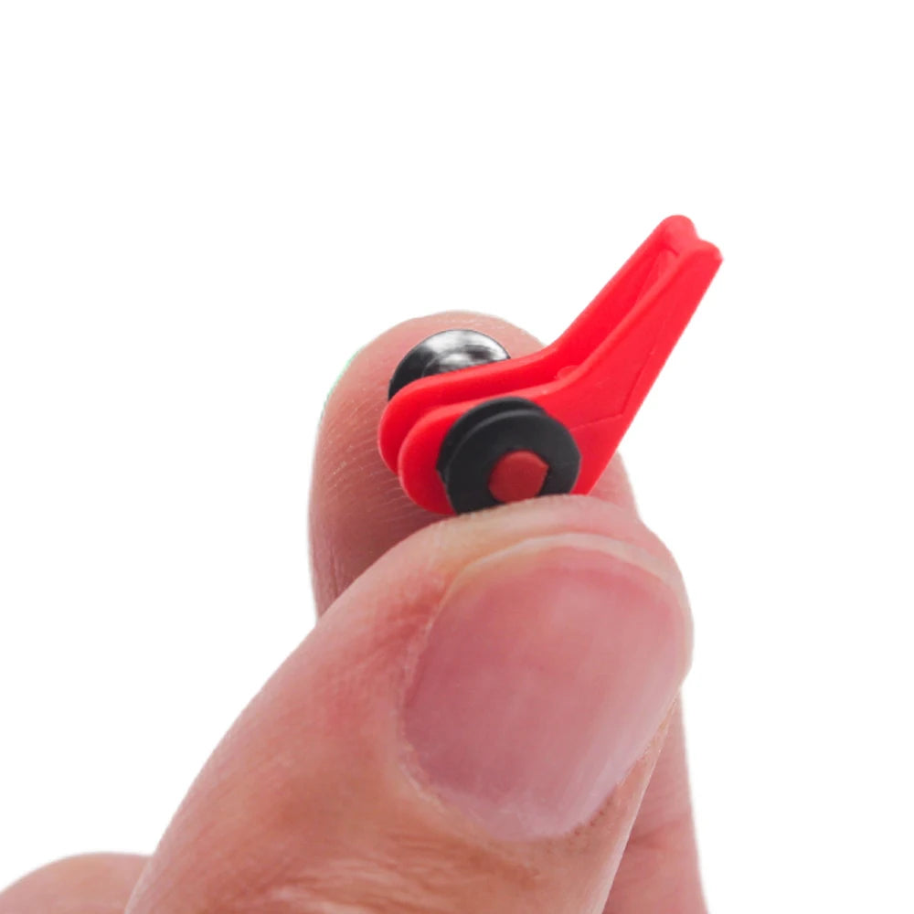 10PCS Bait Holder Plastic Fishing Hook Keeper Lure Safety Holder With 2 Rubber Rings For Fishing Rod Pole Fishing Tackle