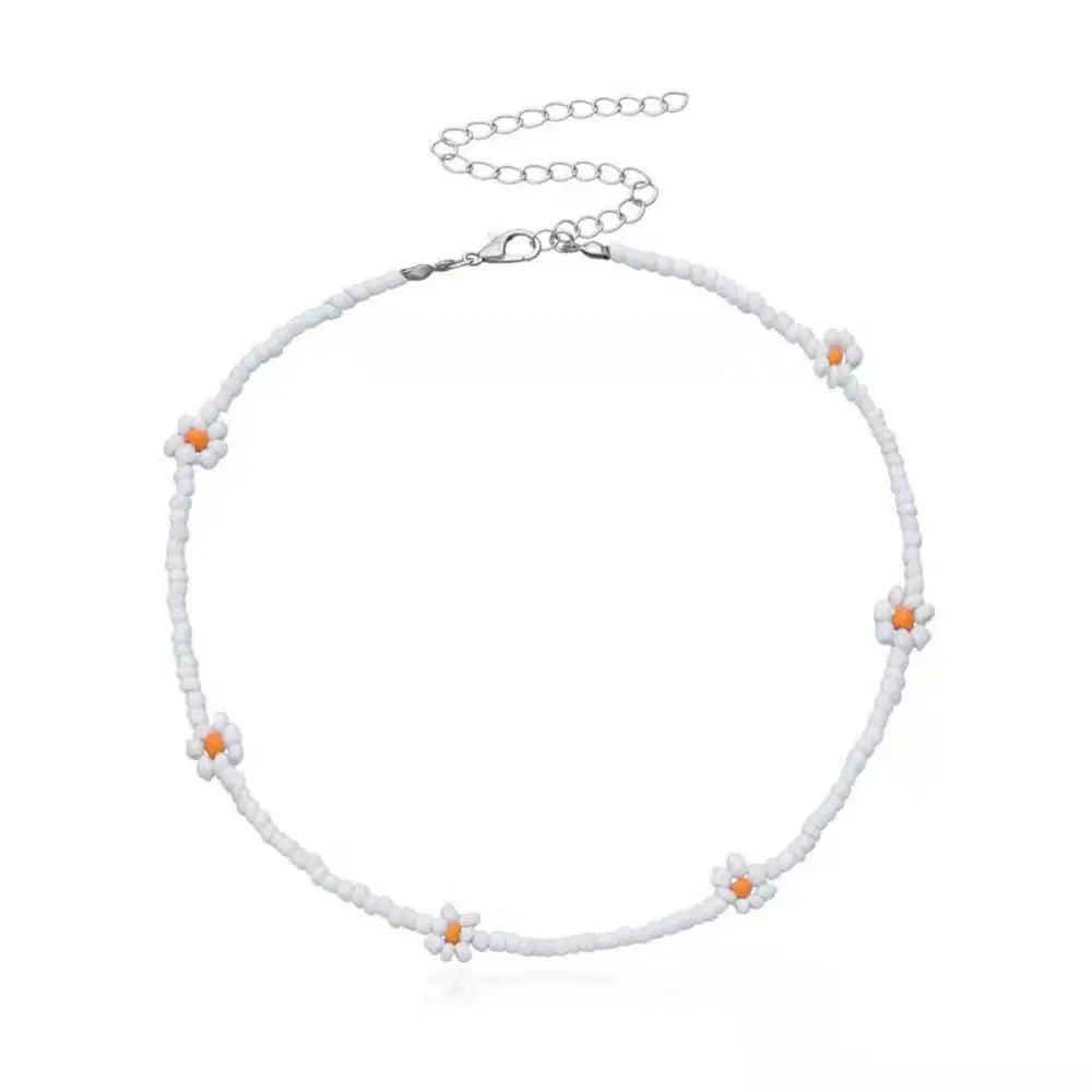 Fashion Beach Daisy Jewelry Gift Short Lovely Clavicle Necklace Flowers Beaded Necklace Bohemia Choker Women Necklace