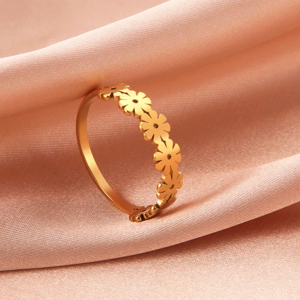 Women's Flowers Daisy Rings Trendy Jewelry Finger Rings