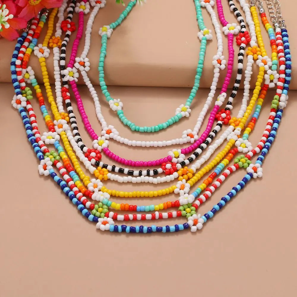 Fashion Beach Daisy Jewelry Gift Short Lovely Clavicle Necklace Flowers Beaded Necklace Bohemia Choker Women Necklace