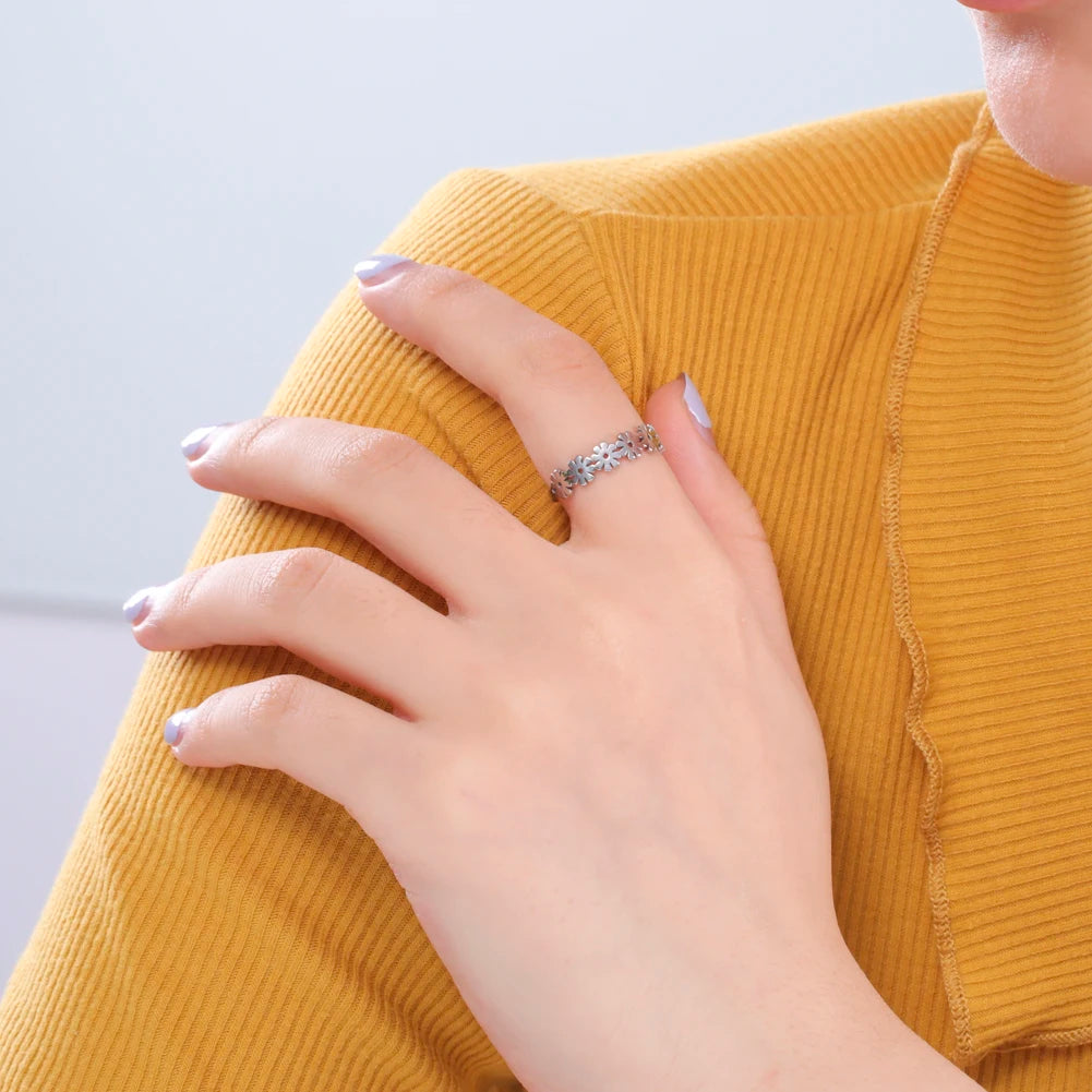 Women's Flowers Daisy Rings Trendy Jewelry Finger Rings